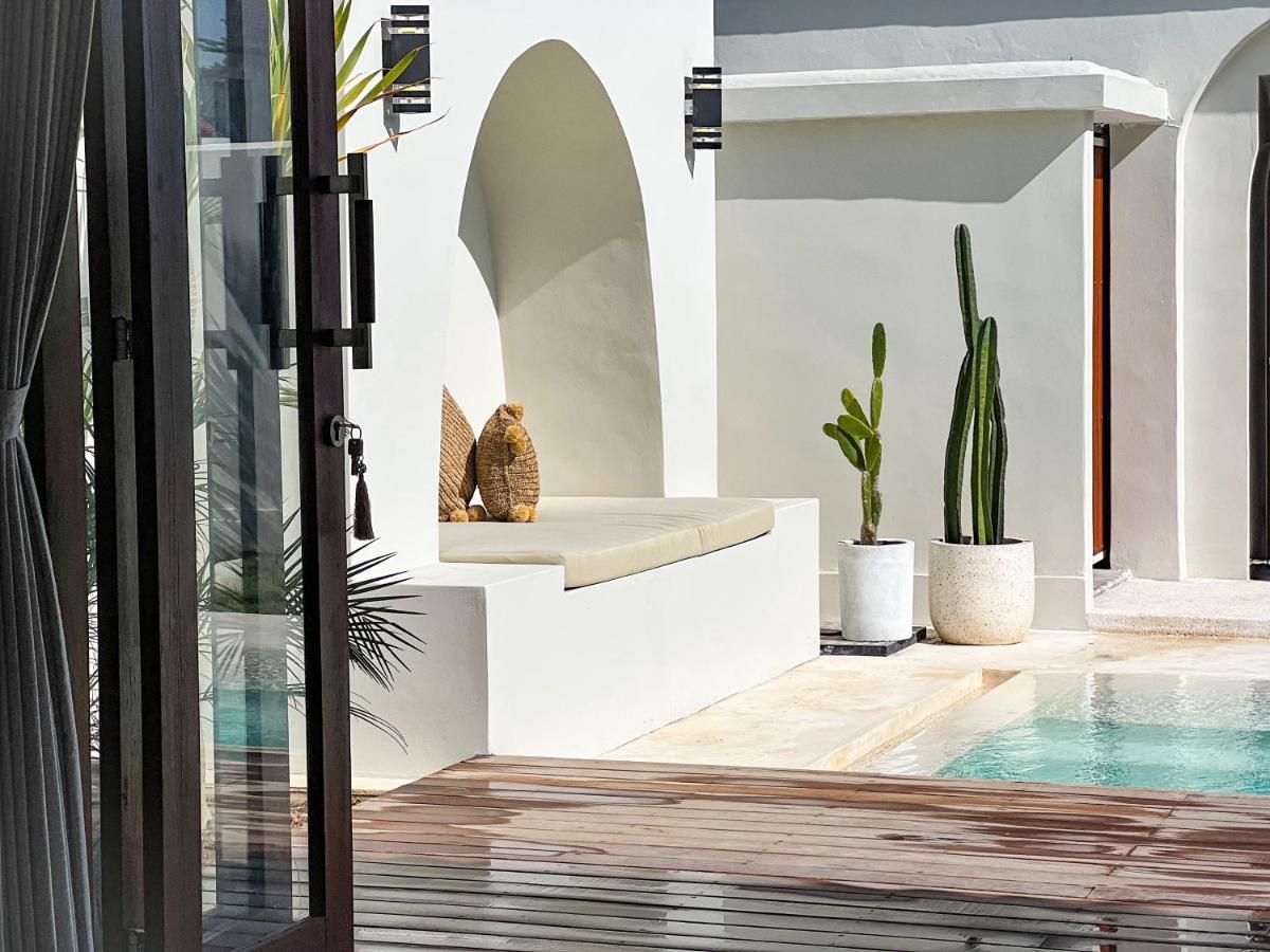 Moana Villa & Suites Bingin 乌鲁瓦图 外观 照片