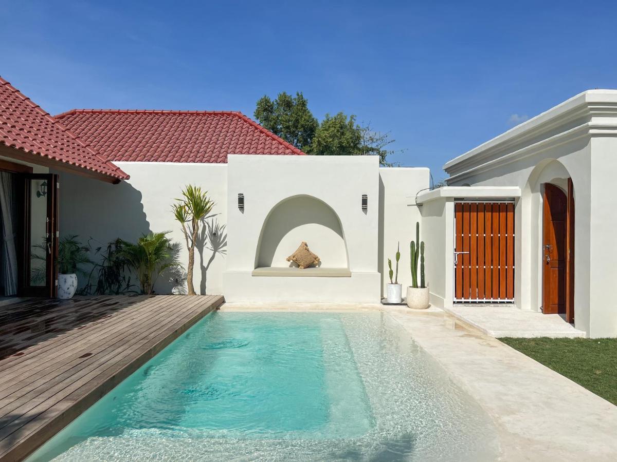 Moana Villa & Suites Bingin 乌鲁瓦图 外观 照片