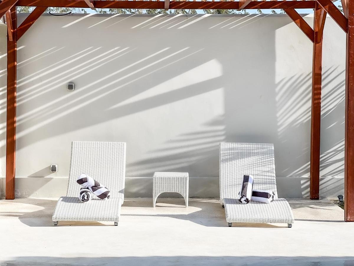 Moana Villa & Suites Bingin 乌鲁瓦图 外观 照片
