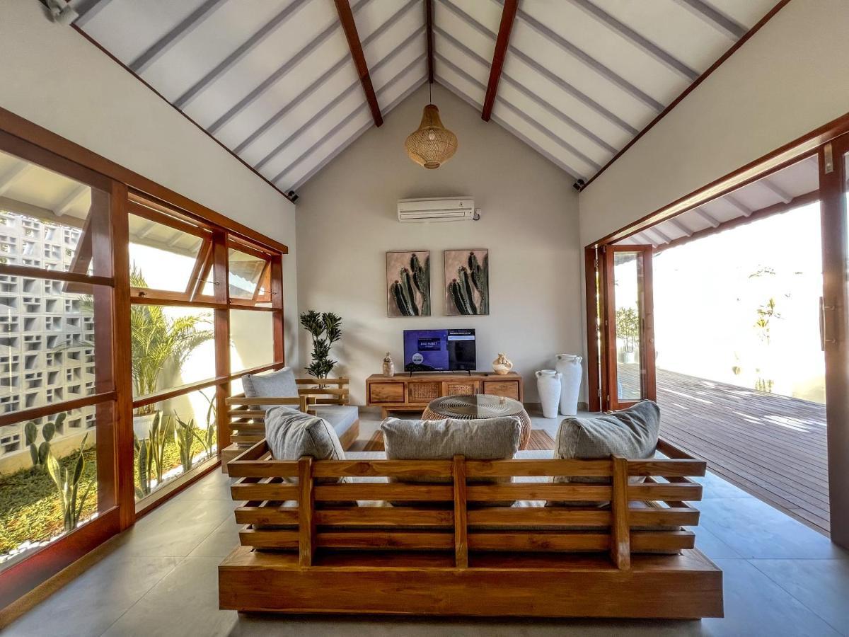 Moana Villa & Suites Bingin 乌鲁瓦图 外观 照片